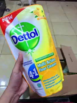 Dettol pembersih lantai 700ml