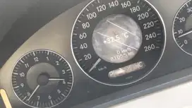 Mercedes-Benz E260 2005 Bensin