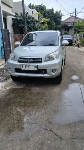 Daihatsu Terios 1.5 TS Bensin-MT 2012 Silver