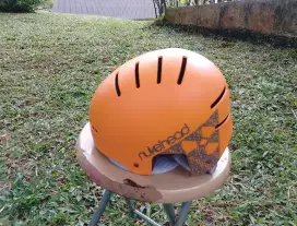 NUKEHEAD helmet