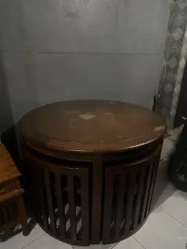 Dijual 1 set meja makan