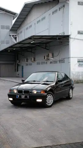 BMW 318i E36 Thn 1997 Low KM 77rb