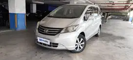 Honda Freed E AT 2011