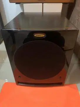 DIJUAL SUBWOOFER VELODYNE CHT R12