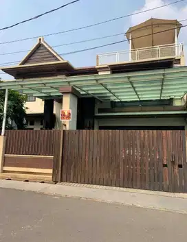 Dijual rumah mewah murah 2 lt komplek Bintaro Jakarta selatan