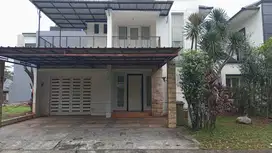 Di Sewakan Rumah di cluster onyx dekat dgn segala fasilitas Tangerang