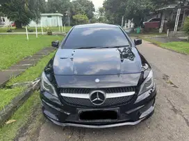 Mercedes Benz CLA 200 (2015)