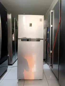 KULKAS 2 PINTU SAMSUNG INVERTER
