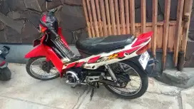 Jual F1zr barang koleksi bukan pemakaian sehari hari jarang dipakai
