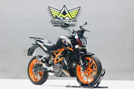 KTM Duke250 abs 2016 like new w250 Z250 versys250