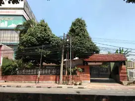 Rumah Pinggir Jalan Utama Pasar Minggu