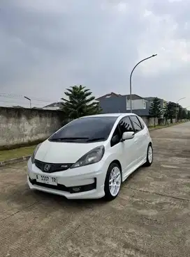 JAZZ RS MANUAL 2013 FULL AUDIO