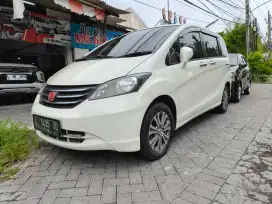 [Gress Mobil Kutisari] FREED E PSD A/T 2011 MASIH BAGUS SEKALI