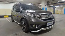 TDP Rendah Honda BR-V 1.5 E Prestige Bensin-AT 2018 Abu C7JAF
