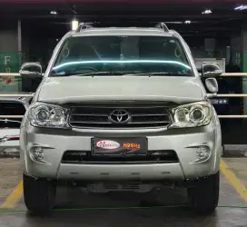 LAYAR ANDROID FORTUNER G MATIC DIESEL 2009 KM ANTIK