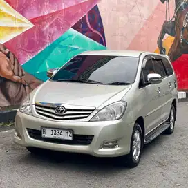 TOYOTA KIJANG INNOVA G AT TAHUN 2011/2010 ASLI JATENG