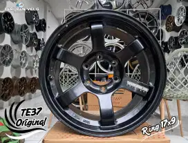 Rays Volk Racing Te37 Original Thailand Ring 17X9 pcd. 6X139.7 ET 0