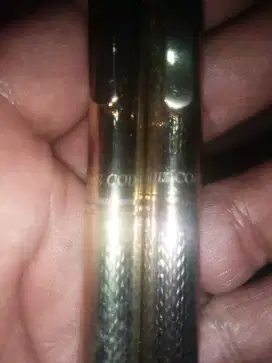 Sepasang pulpen Louis codan