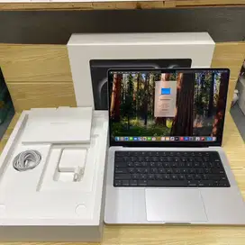 Second Macbook Pro M3 14” 2023 8/512GB grs ibox Panjang