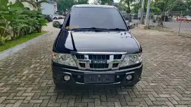 ISUZU PANTHER LS TURBO 2,5