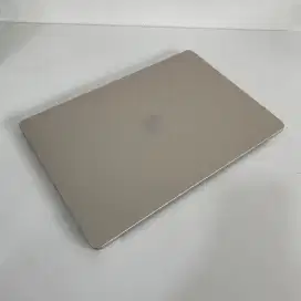 MACOOK AIR M3 15 INCH RAM 8 SSD 256