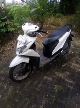 motor Honda Beat injeksi 2013 surat lengkap plat B(jakarta)off