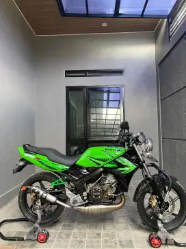 Kawasaki Ninja Ss Shuriken