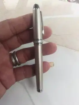 Pulpen Montblanc kecil