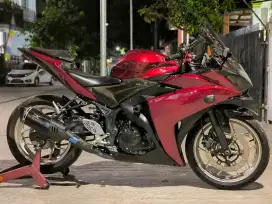 Yamaha R25 2015