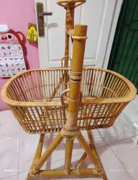 Dijual Ayunan Bayi Rotan