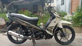 Yamaha Vega ZR cw tahun 2011.( Pajak baru perpanjang 8-2026 ).