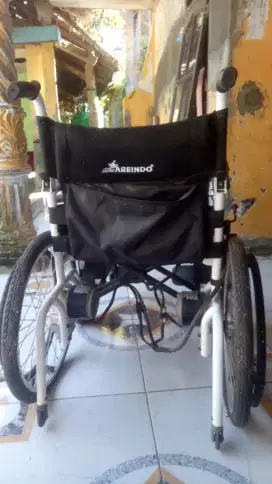 Dijual Kursi Roda merk Careindo