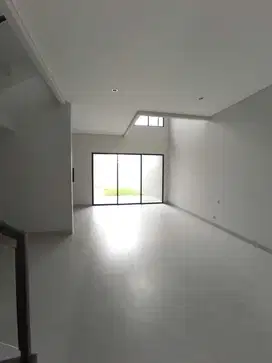 (NEW HOUSE) KOMPLEK SETRADUTA, BANDUNG, KOMPLEK ELITE (NEGO)