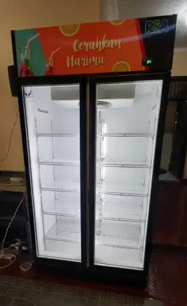Showcase 2 pintu RSA
Kapasitas 800 Liter
Harga Toko Rp. 5.500.000.-