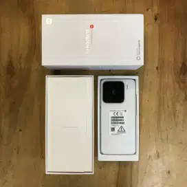 Xiaomi 15 12/512GB White
Garansi resmi s/d Juni 2027