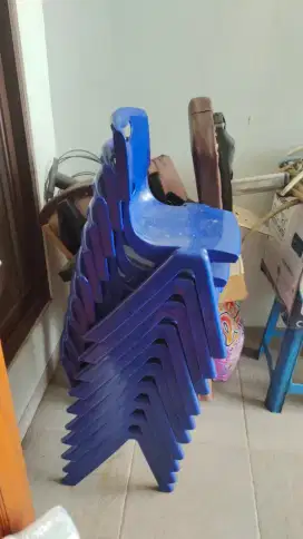 KURSI ANAK ANAK