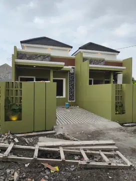 Dijual 2 unit rumah baru perum Dolog Pucang Jenggolo Sidoarjo Kota