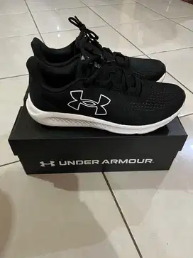 Sepatu Men's UA Charged Pursuit 3 Big Logo Running Shoes