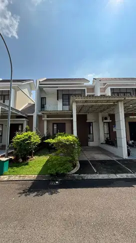 Rumahh siap huni ada ac, 2 lantai dalam cluster. Summarecon Bekasi