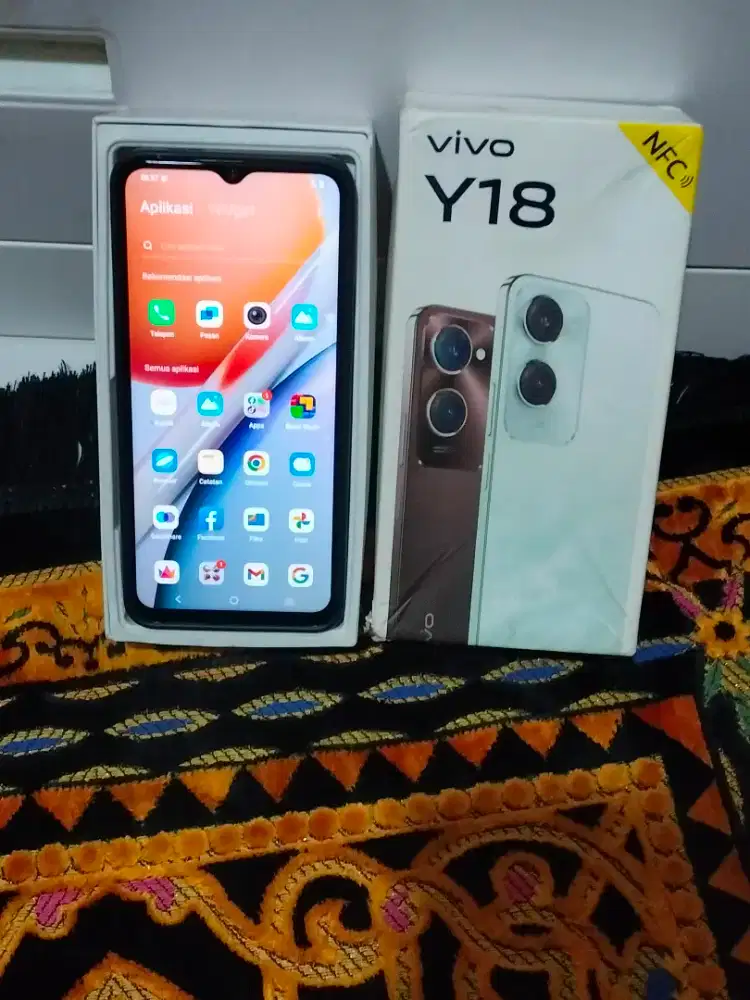 VIVO Y18 RAM 4+4/64GB COKLAT