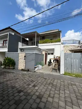 Jual Villa 2lt Furnished Lokasi Tumbak Bayuh area Investasi Strategis