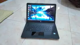 Laptop HP 14-bs743TU Mulus No minus