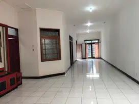 Disewakan Langka Rumah Siap Huni Kembar Bandung
