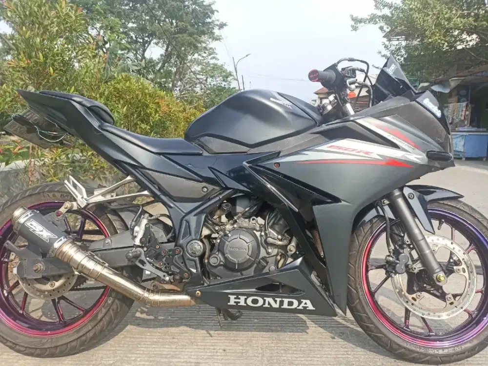 Honda CBR150R tahun 2018