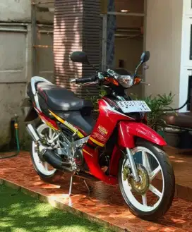 Suzuki satria hiu 2004