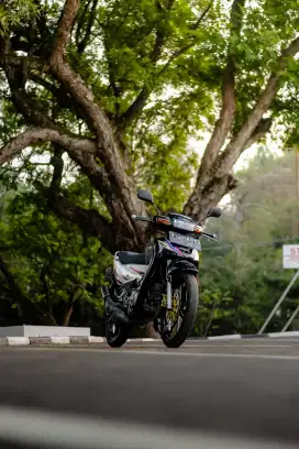 Suzuki satria lumba 2001 hitam