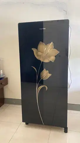 Kulkas polytron 1 pintu