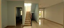 Dijual Rumah Minimalis Siap Huni di Cluster pesona Haapan Indah Bekasi