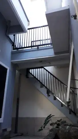 Dijual Rumah Besar Bagus Pondok Tjandra Indah Semangka Waru Sidoarjo