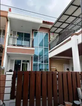 rumah modern full furnished di komplek taman modern jakarta timur